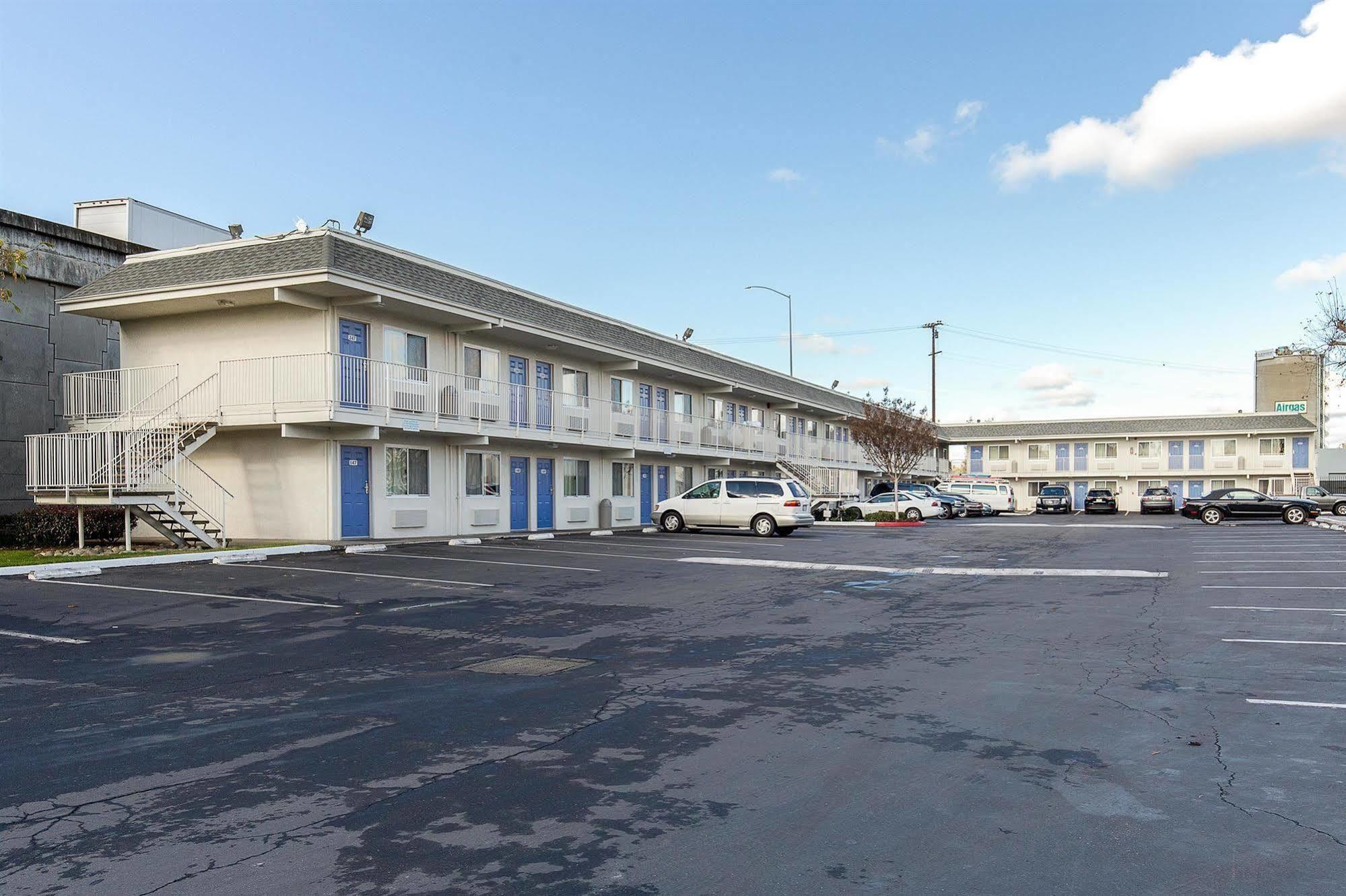 Motel 6 Hayward, Ca- Silicon Valley Gateway Exterior photo