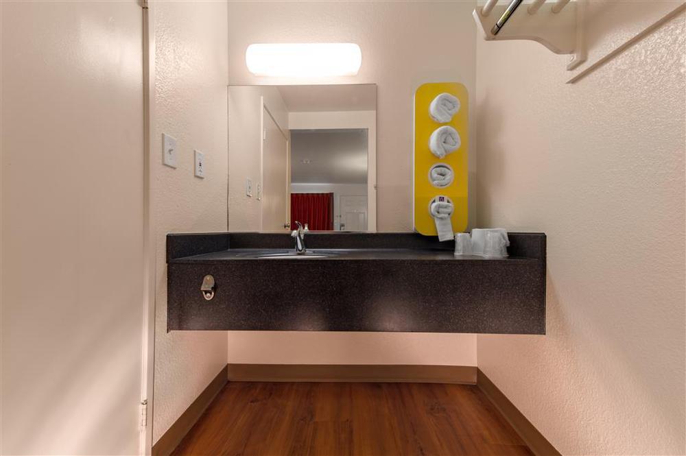 Motel 6 Hayward, Ca- Silicon Valley Gateway Room photo